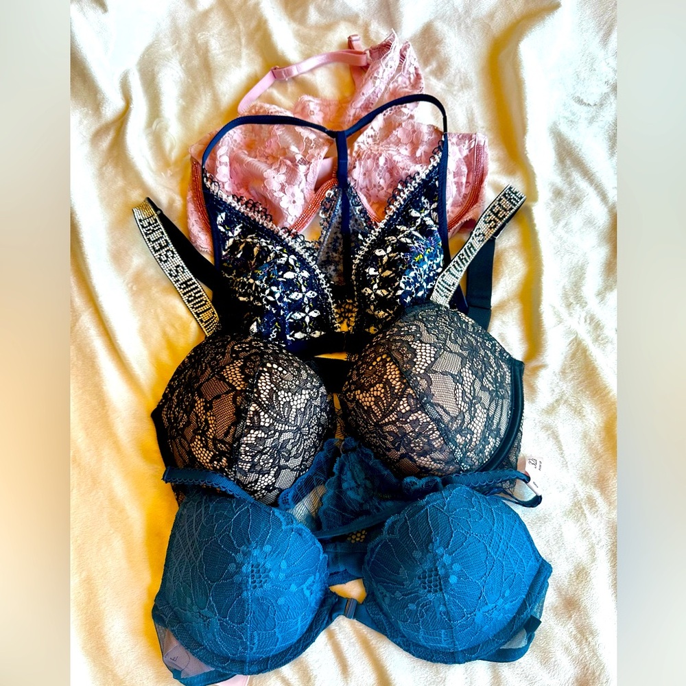 NWT Victoria's Secret Very Sexy/ Push Up Bra Lot